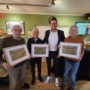 Gerard, Bram en Hans ontvangen oorkonde Vrijwilliger van het Jaar